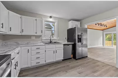 123 E 13th Street, Fond du Lac, WI 54935 - Photo 11
