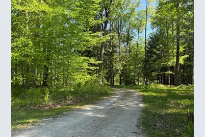3532 Wilderness Trail, Suamico, WI 54313 - Photo 3