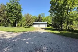 3532 Wilderness Trail, Suamico, WI 54313 - Photo 5