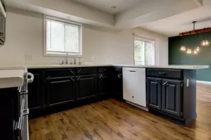 W656 Edwards Ave, Marinette, WI 54143 - Photo 13