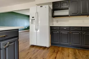 W656 Edwards Ave, Marinette, WI 54143 - Photo 15