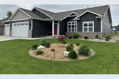 606 W 3rd Street, Shawano, WI 54166 - Photo 1