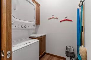 606 W 3rd St, Shawano, WI 54166 - Photo 51