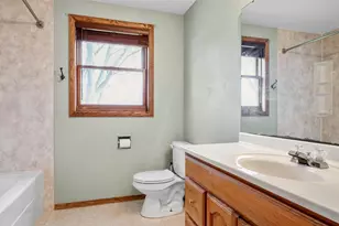 3033 E Canary St, Appleton, WI 54915 - Photo 27