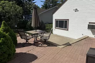 2027 S Point Rd, Green Bay, WI 54313 - Photo 9