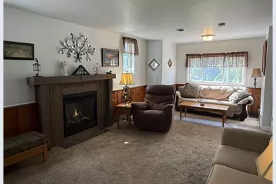 2027 South Point Road, Green Bay, WI 54313 - Photo 21