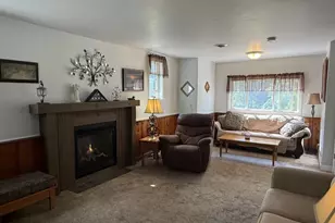 2027 S Point Rd, Green Bay, WI 54313 - Photo 21