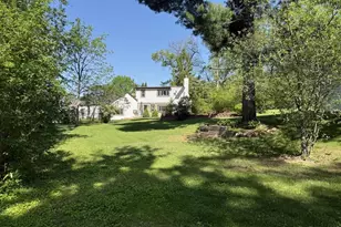 2027 S Point Rd, Green Bay, WI 54313 - Photo 13