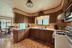 580 NW Cumberland St, Berlin, WI 54923 - Photo 15