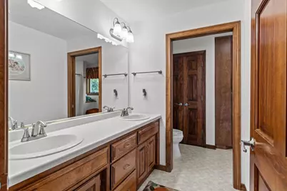 130 Hilltop Drive, Neenah, WI 54956 - Photo 19