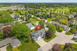 130 Hilltop Dr, Neenah, WI 54956 - Photo 53