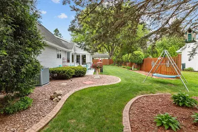 130 Hilltop Drive, Neenah, WI 54956 - Photo 49