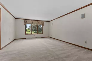 130 Hilltop Dr, Neenah, WI 54956 - Photo 15