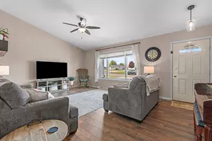 N9634 Chadbury Ln, Appleton, WI 54915 - Photo 3