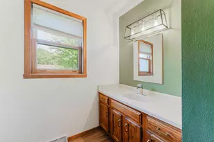 992 Honey Creek Rd, Oshkosh, WI 54904 - Photo 23