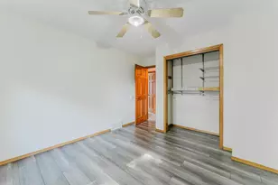 992 Honey Creek Rd, Oshkosh, WI 54904 - Photo 17