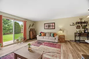 1300 Alpine Dr, Green Bay, WI 54311 - Photo 5