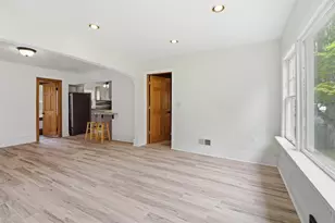 410 Granite St, Waupaca, WI 54981 - Photo 9
