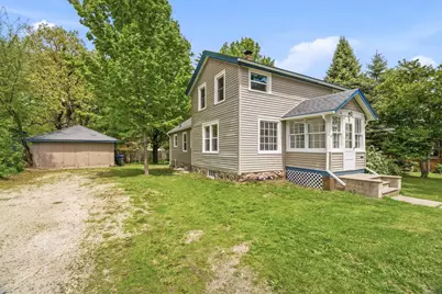 410 Granite Street, Waupaca, WI 54981 - Photo 3