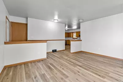 813 Minerva Street, Horicon, WI 53032 - Photo 5