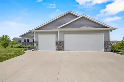 W5706 Mase Court, Appleton, WI 54915 - Photo 3