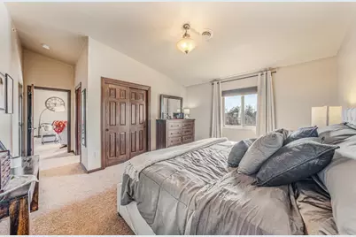 1072 W Willis Way, Appleton, WI 54913 - Photo 11