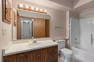 437 Silver Spring Dr, Green Bay, WI 54303 - Photo 23