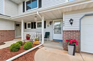 437 Silver Spring Dr, Green Bay, WI 54303 - Photo 3