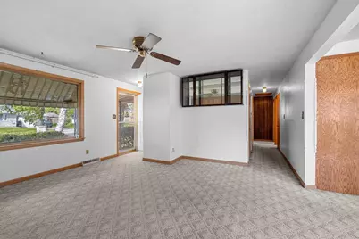 1652 Boland Road, Green Bay, WI 54303 - Photo 5