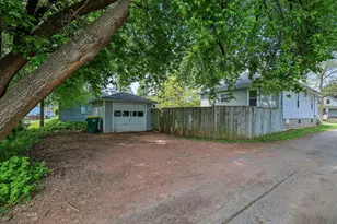 308 Harvard St, Green Bay, WI 54303 - Photo 33