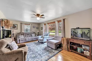 1157 S Fisk St, Green Bay, WI 54304 - Photo 3