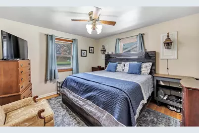 1157 S Fisk Street, Green Bay, WI 54304 - Photo 11