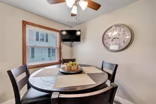 1157 S Fisk St, Green Bay, WI 54304 - Photo 7