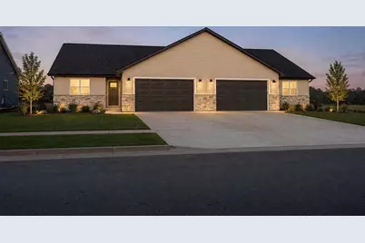 1825 London Road, Green Bay, WI 54311 - Photo 1