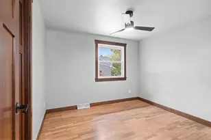 1964 Blueberry Ln, Green Bay, WI 54304 - Photo 17