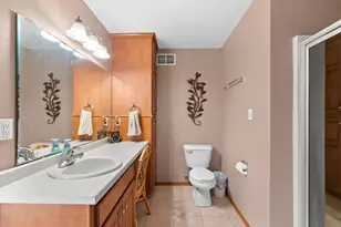 1604 Meadow Wood Ct, Green Bay, WI 54313 - Photo 31