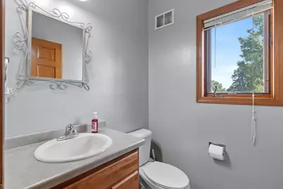 1604 Meadow Wood Court, Green Bay, WI 54313 - Photo 25