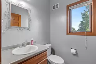 1604 Meadow Wood Ct, Green Bay, WI 54313 - Photo 25