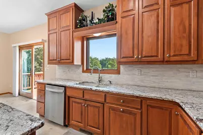 1604 Meadow Wood Court, Green Bay, WI 54313 - Photo 19