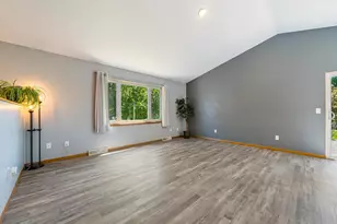 3393 Harbor Bay Rd, Oshkosh, WI 54901 - Photo 9