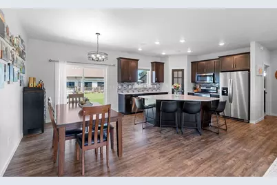 182 Meadowlark Lane, Luxemburg, WI 54217 - Photo 11