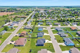 182 Meadowlark Ln, Luxemburg, WI 54217 - Photo 59