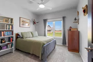 182 Meadowlark Ln, Luxemburg, WI 54217 - Photo 35