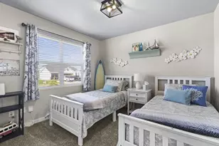 1740 Patriot Wy, Neenah, WI 54956 - Photo 17
