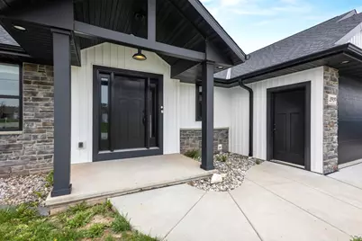 2909 Grand Cypress Lane, Green Bay, WI 54311 - Photo 5