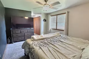 1395 Maricopa Dr, Oshkosh, WI 54904 - Photo 11