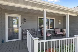 N1723 Chesapeake Ct, Greenville, WI 54942 - Photo 29