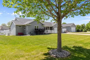 N1723 Chesapeake Ct, Greenville, WI 54942 - Photo 37