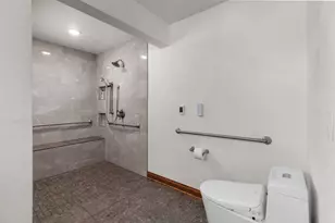 N1723 Chesapeake Ct, Greenville, WI 54942 - Photo 15