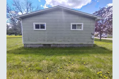 218 S Bills Street, Augusta, WI 54722 - Photo 5
